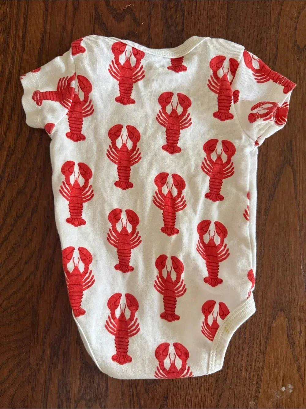 M+A White & Red Lobster Print Baby Bodysuit size 0-3M
